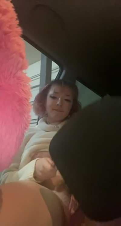 I fucked my headrest! 🥵💖