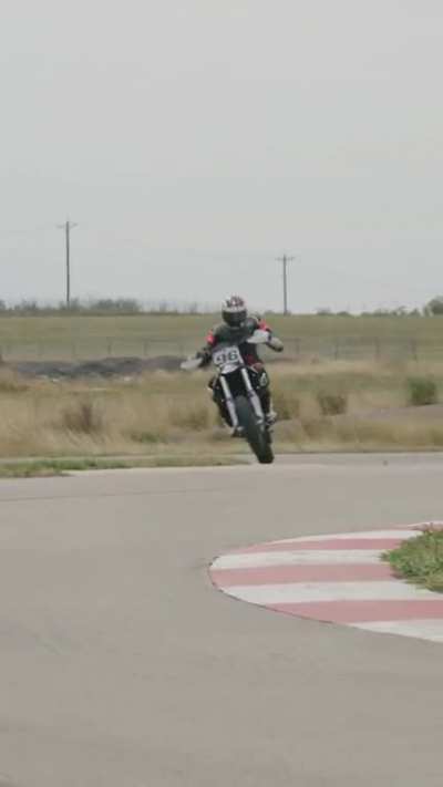 Casual Supermot