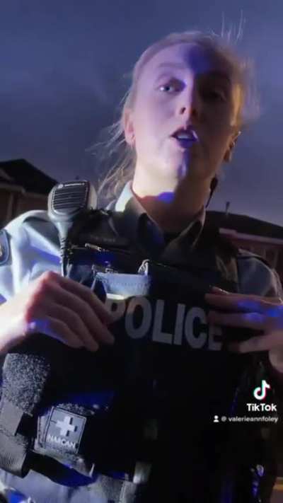 "Sovereign Citizen" claims she can drive without a license