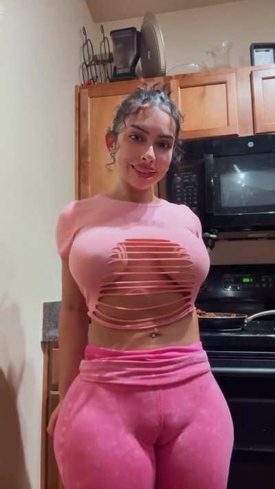 camel toe pec flex