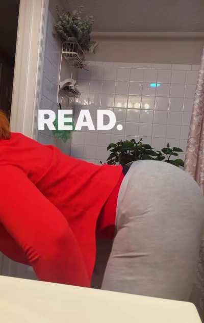 Shaking ass