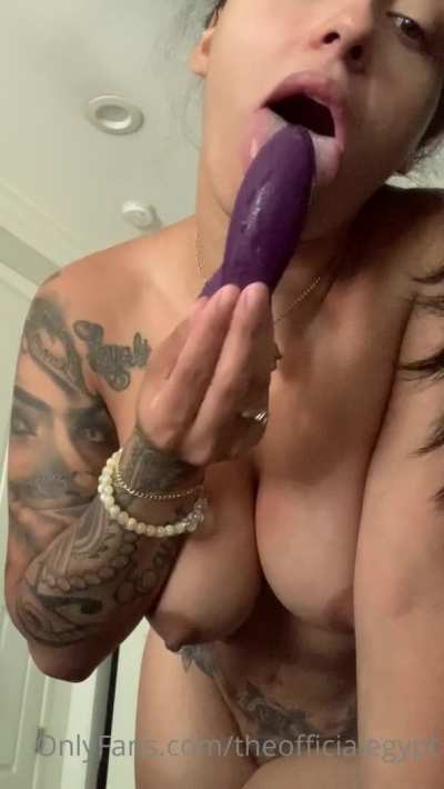 Gorgeous body 🤤👅 CH3CK BEL0W IN C0MMENTS✨👇