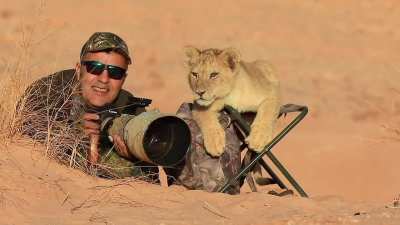 The photographer's assistant 