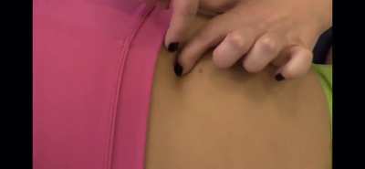 Sapphire getting her belly button played with!