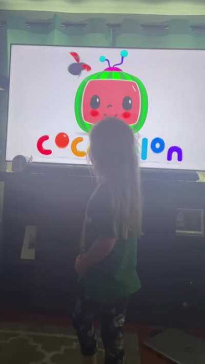 She was so confused! She&rsquo;s 5 😂