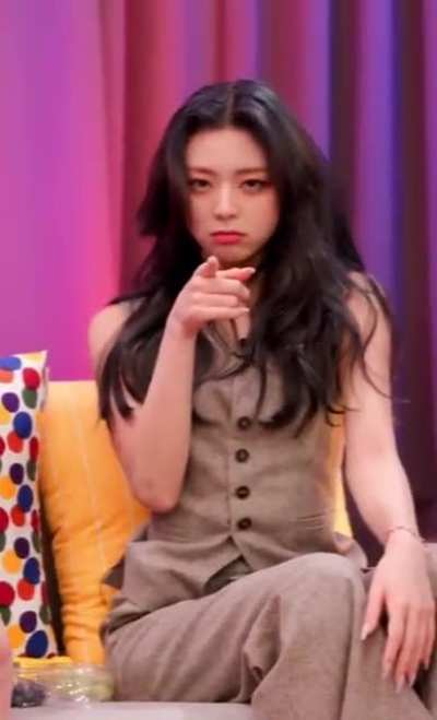 210205 Yuna