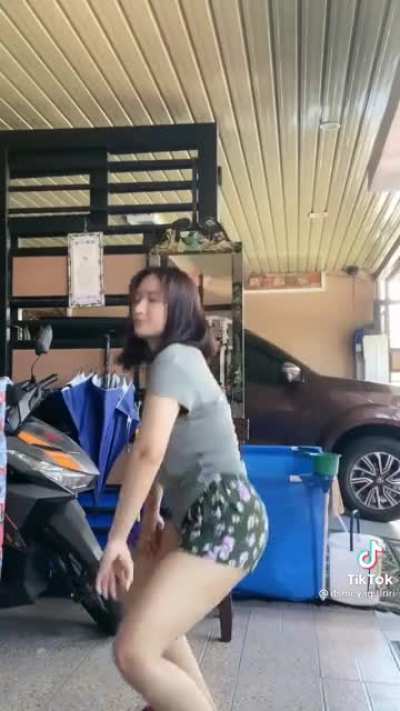 Lil twerk