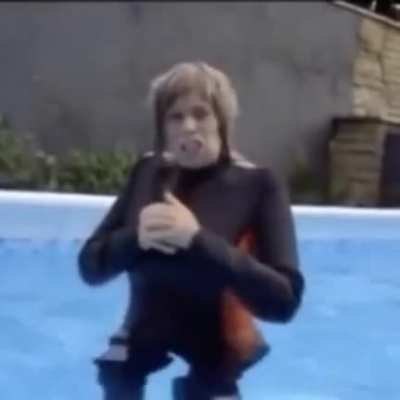 v