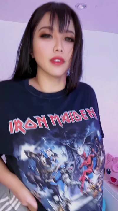 would you date and fuck a curvy asian girl like me?