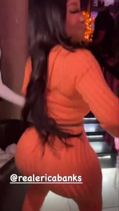 🧡