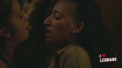 Maimouna Badjie &amp;amp; Lieselot Siddiki (Season Of Sex - s01e05)