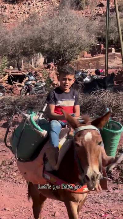 An entire mountain split in half due to the earthquake in Morocco