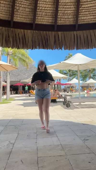 I get so shy when flashing my boobs but it&acirc;s so fun