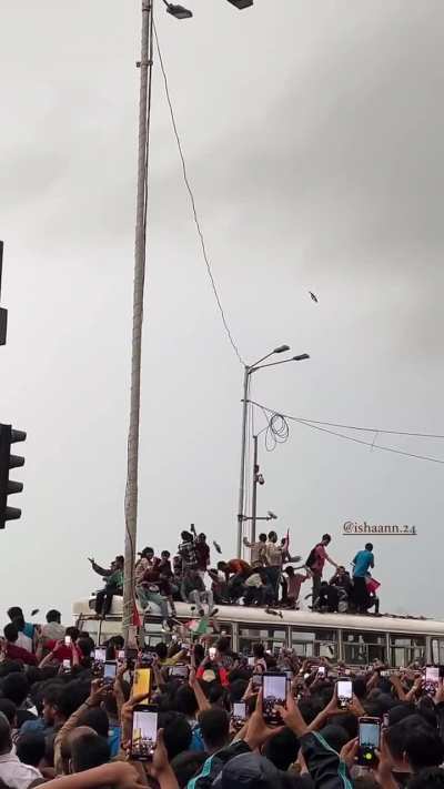 Mumbai &amp;amp; their way of handling chapris