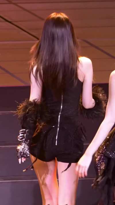 LE SSERAFIM - Chaewon