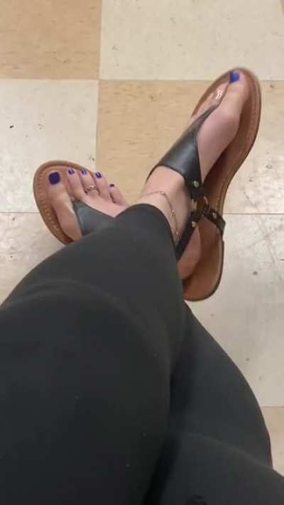 I saw them both take a look ;) wouldn&rsquo;t you?