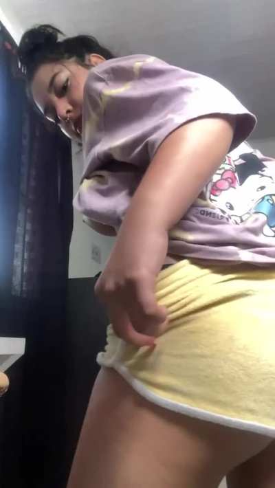 Cute latina:)