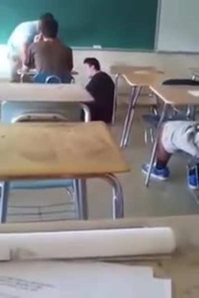 Kids sprains his ankle durning presentation