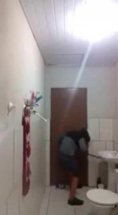 To catch a rat.