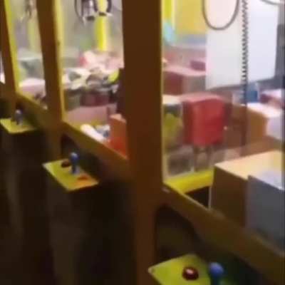 the rare claw machine put back