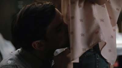 Ella Purnell in Sweetbitter