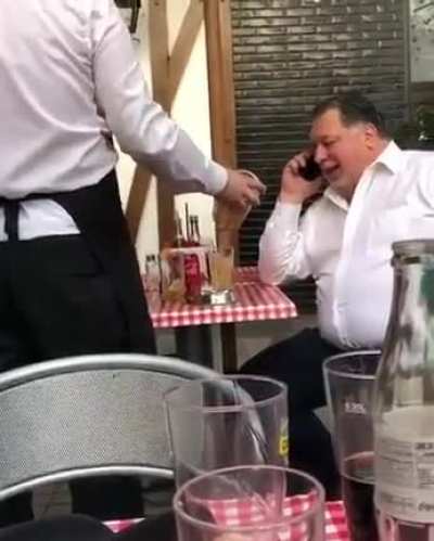 Recuerden: No tomen mucho refresco, porqu&eacute; hace mucho da&ntilde;o.