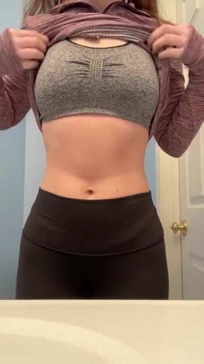idk people kept asking me for another titty drop 🤷🏼&zwj;♀️ (oc)