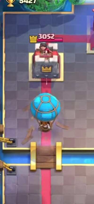Mucho clash royale...