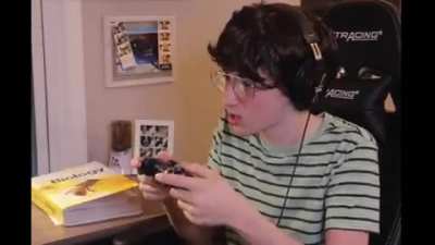 Bully = not pogger