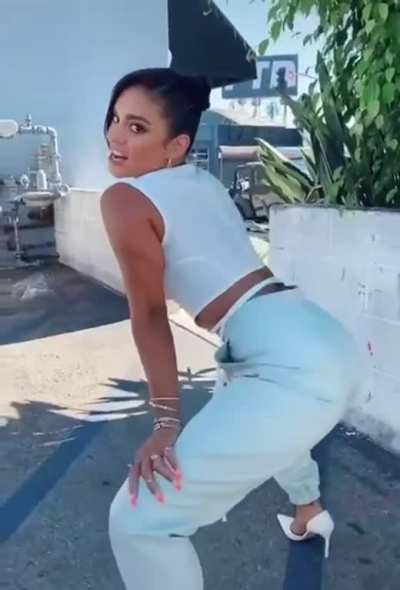 Vanessa Hudgens