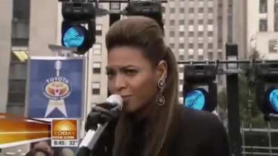 Uj felv&eacute;tel - Sigma Boy + Crazy In Love + Where Have You Been (Live in Concert On Like THISs)