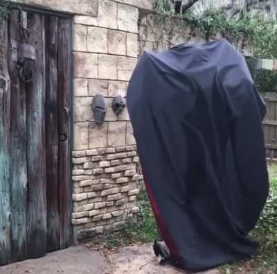 Couldn&rsquo;t post in r/StarWars for some reason but this Grevious costume needed to be shared somewhere