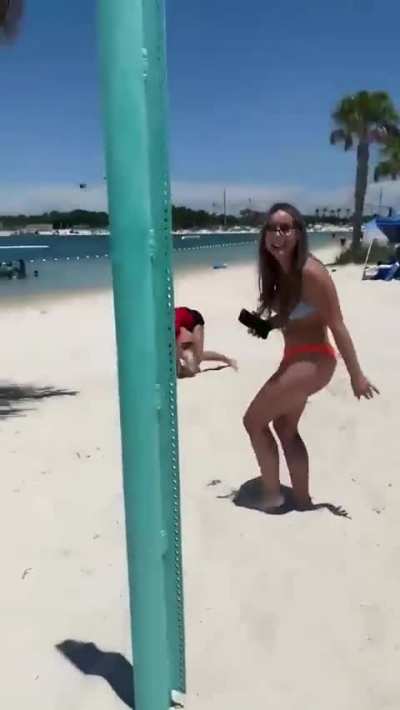 &ldquo;How&rsquo;s that taste?&rdquo; Sunwest beach in Hudson Florida