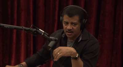 Joe Rogan SCIENTIFICALLY INTERROGATED about his height