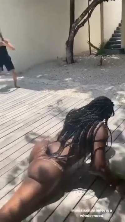 Woo