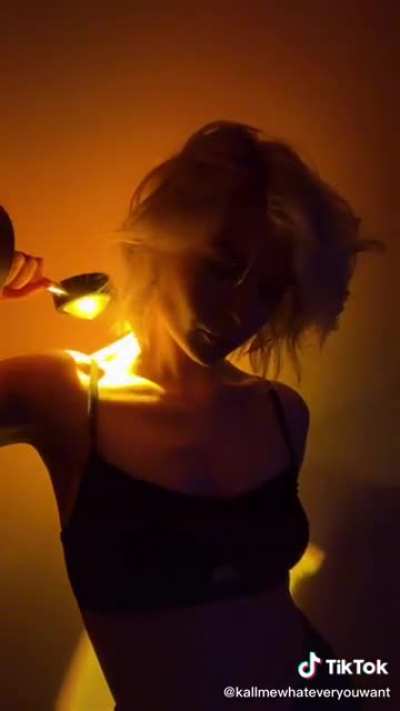 💡