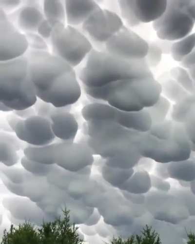 🔥 A cloudy day