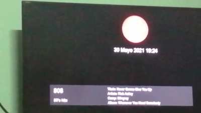 Banda, Claro me avent&oacute; tremendo rickroll. Disculpen la calidad tan culera.