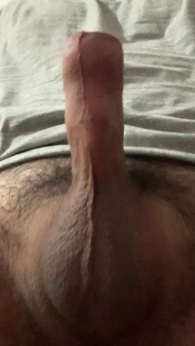 A minute of edging and twitching