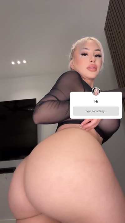 Fat ass jiggle 