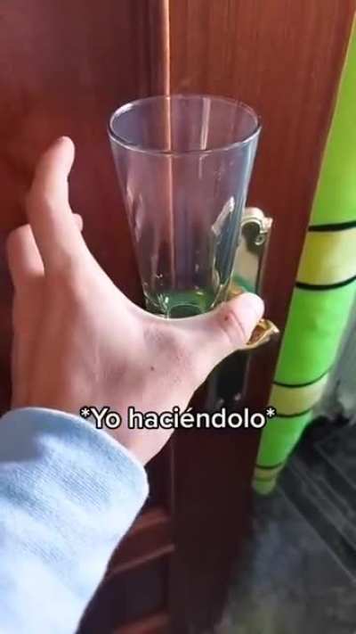 :3