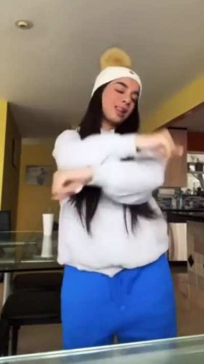 Alishba sheikh sexy strip tease