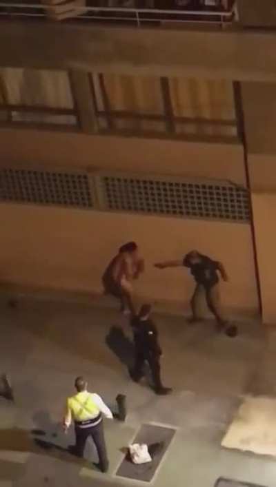 POV: Tu pap&aacute; se escapo del anexo