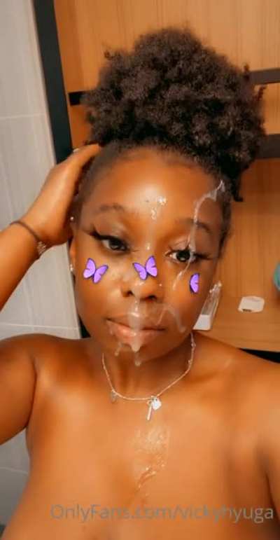 Shorty like her face painted🤷🏽&zwj;♂️