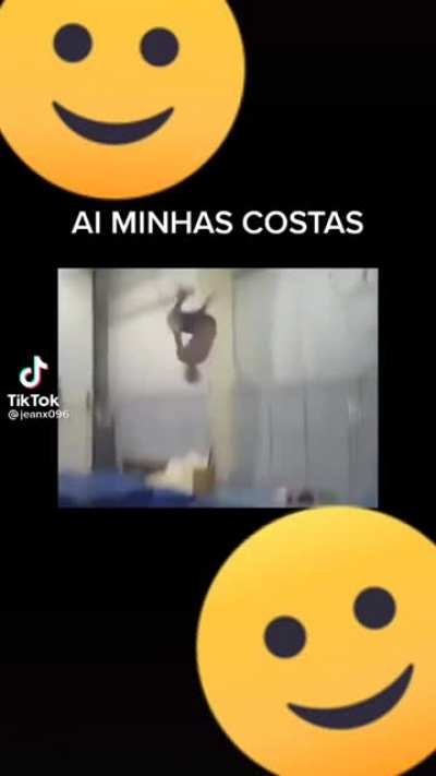 Essa doeu