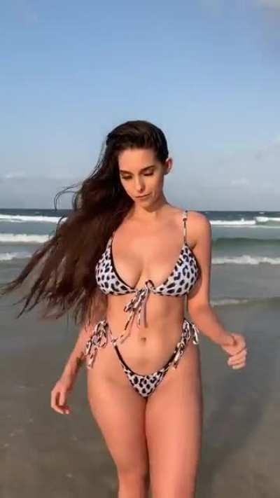 Georgia Carter (@georgiacarterofficial) [Instagram]