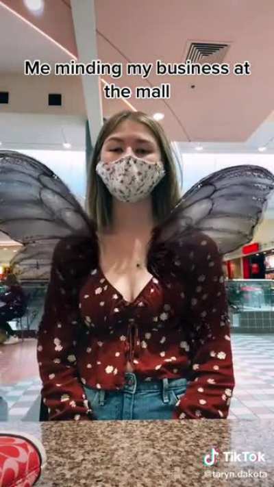 😐
