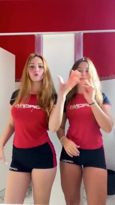 N sei qual &eacute; a mais cadelinha 