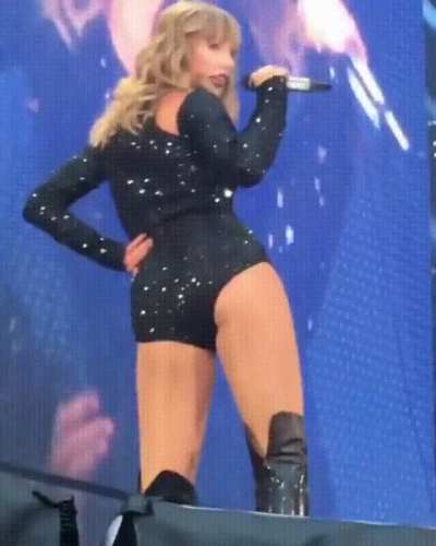 Shaking that booty