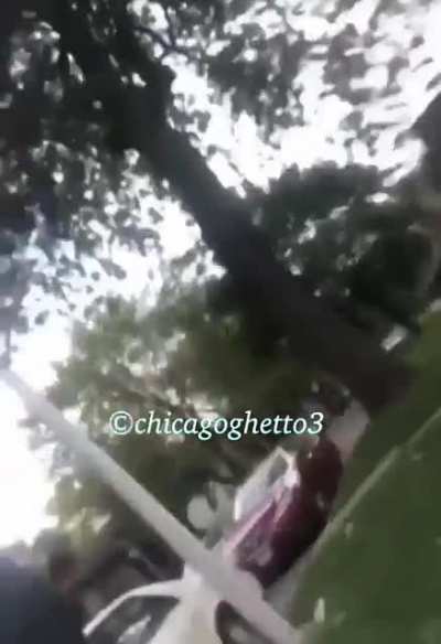 Broad daylight shootout